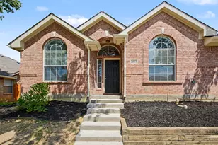 2033 Piedmont Dr, Lewisville, TX 75067 - Photo 2