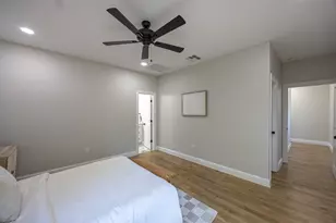 1321 E Magnolia Ave, Fort Worth, TX 76104 - Photo 16