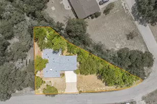1005 Spanish Trail Dr, Granbury, TX 76048 - Photo 24