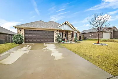 4006 Kensington Drive, Sanger, TX 76266 - Photo 4