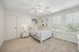 4110 Shady Hill Dr, Dallas, TX 75229 - Photo 18