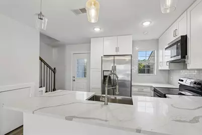 2400 Jupiter Road #6, Plano, TX 75074 - Photo 2