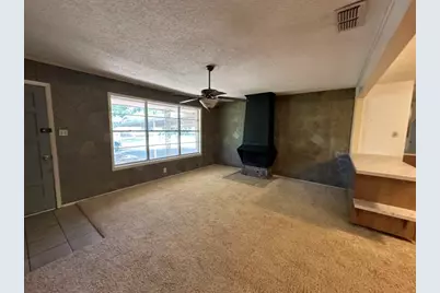 305 Butler Street, Arp, TX 75750 - Photo 2