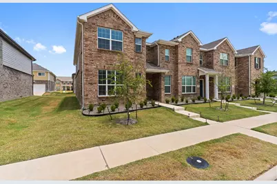 2833 Bellflower Drive, Mesquite, TX 75150 - Photo 8
