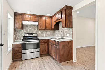 1126 W 7th Street, McGregor, TX 76657 - Photo 6