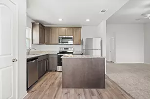 4215 Lava Frst Dr, Dallas, TX 75241 - Photo 4
