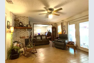1213 Mockingbird Street, Stephenville, TX 76401 - Photo 4