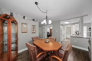 23 Park Ln, Bedford, TX 76021 - Photo 10