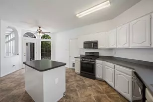7122 Don Gomez Ln, Garland, TX 75043 - Photo 12