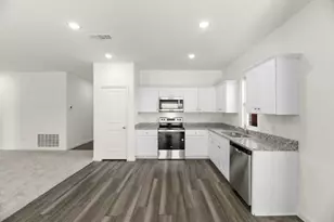 10308 Holy Cross Ln, Fort Worth, TX 76036 - Photo 10