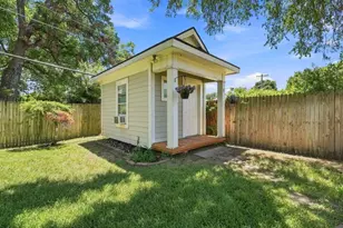 408 Arcadia St, Hurst, TX 76053 - Photo 34