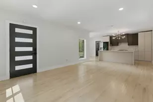 1426 Alaska Ave, Dallas, TX 75216 - Photo 6