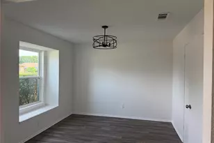 206 E Ridgegate Dr, Garland, TX 75040 - Photo 6