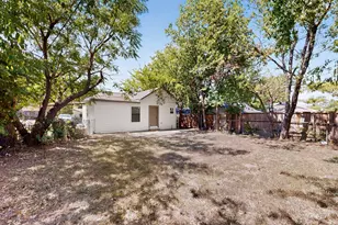 2609 Avenue G, Fort Worth, TX 76105 - Photo 32