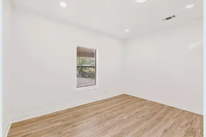 2609 Avenue G, Fort Worth, TX 76105 - Photo 18