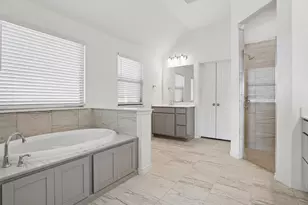 7017 Green Field St, Aubrey, TX 76227 - Photo 20