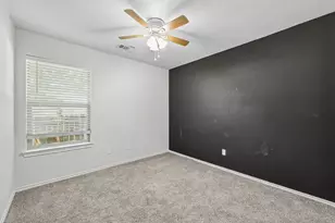 6833 Parkwood Dr, North Richland Hills, TX 76182 - Photo 4
