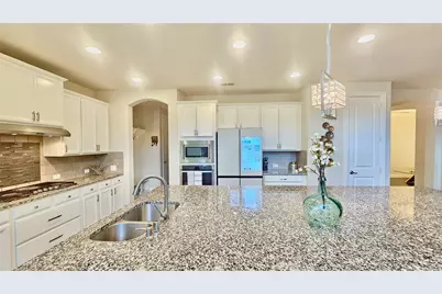 7324 Clementine Drive, Irving, TX 75063 - Photo 10