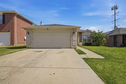 972 Mosaic Drive, Fort Worth, TX 76179 - Photo 2