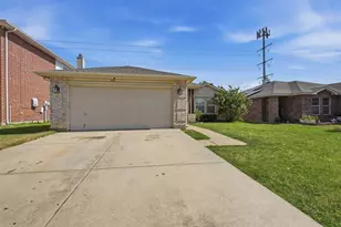 972 Mosaic Dr, Fort Worth, TX 76179 - Photo 1