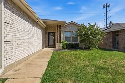 972 Mosaic Drive, Fort Worth, TX 76179 - Photo 4