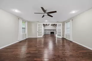 401 N Bailey Ave, Fort Worth, TX 76107 - Photo 8