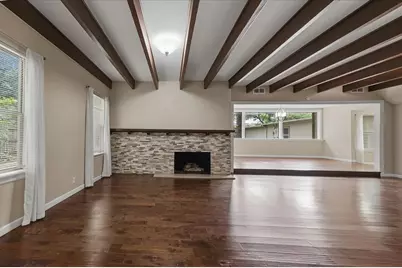 401 N Bailey Avenue, Fort Worth, TX 76107 - Photo 6