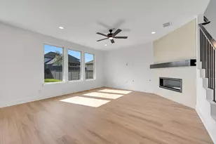 7224 Ladybug Ln, Little Elm, TX 76227 - Photo 12