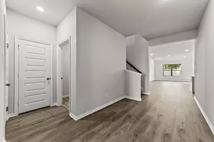 555 Brookside Dr, Van Alstyne, TX 75495 - Photo 4