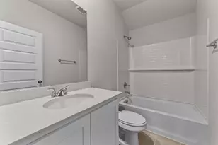 555 Brookside Dr, Van Alstyne, TX 75495 - Photo 8