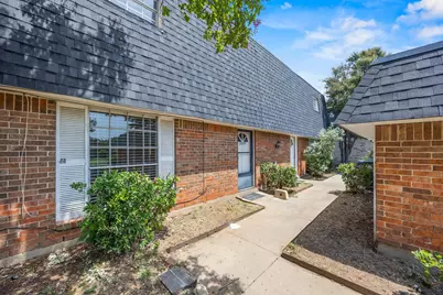 2019 Fleur De Lis Court, Arlington, TX 76012 - Photo 4