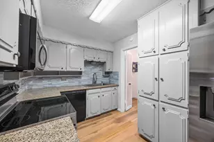 2019 Fleur De Lis Ct, Arlington, TX 76012 - Photo 12