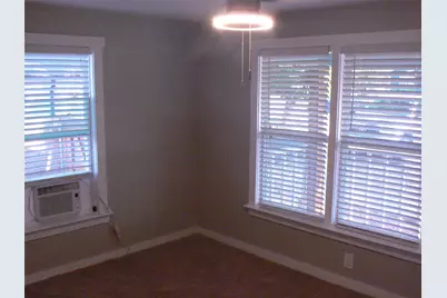 5728 Curzon Avenue, Fort Worth, TX 76107 - Photo 10