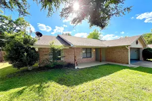 1348 Inglewood Dr, Stephenville, TX 76401 - Photo 1
