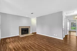 1908 Cloisters Dr, Arlington, TX 76011 - Photo 8