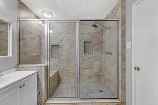 1908 Cloisters Dr, Arlington, TX 76011 - Photo 20