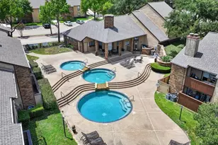 1908 Cloisters Dr, Arlington, TX 76011 - Photo 2