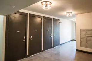 801 N Bishop Ave, Dallas, TX 75208 - Photo 2
