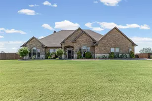 3510 Serene Dr, Midlothian, TX 76065 - Photo 2