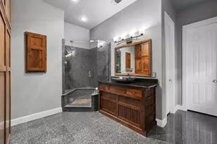 8319 Midway Rd, Dallas, TX 75209 - Photo 14