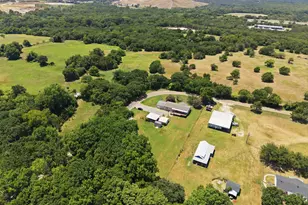 3235 County Rd 204, Alvarado, TX 76009 - Photo 2