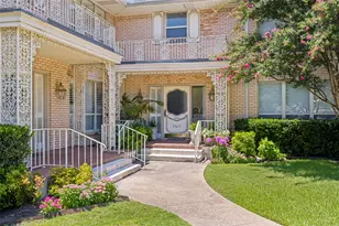 8619 Edgemere Rd, Dallas, TX 75225 - Photo 2