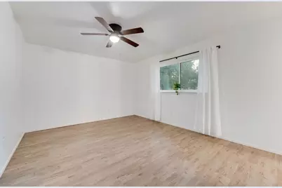913 Childers Avenue, Benbrook, TX 76126 - Photo 18