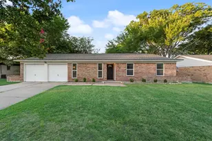 913 Childers Ave, Benbrook, TX 76126 - Photo 1