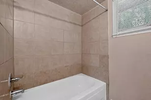 2021 Proctor Dr, Grand Prairie, TX 75051 - Photo 28