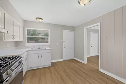 2021 Proctor Drive, Grand Prairie, TX 75051 - Photo 14
