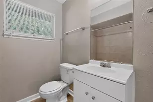2021 Proctor Dr, Grand Prairie, TX 75051 - Photo 26