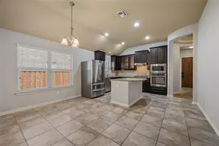 928 Water Garden Cir, Little Elm, TX 75068 - Photo 10