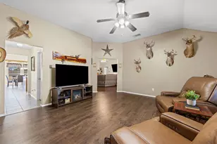 4621 Cedar Run Dr, Midlothian, TX 76065 - Photo 8
