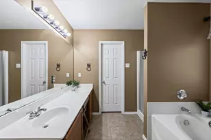 4621 Cedar Run Dr, Midlothian, TX 76065 - Photo 18